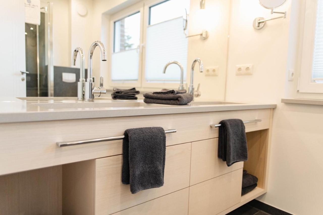 Kuesten Apartments Tannenhausen 아우리흐 외부 사진