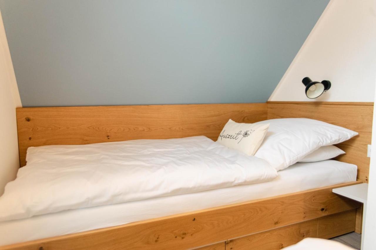 Kuesten Apartments Tannenhausen 아우리흐 외부 사진